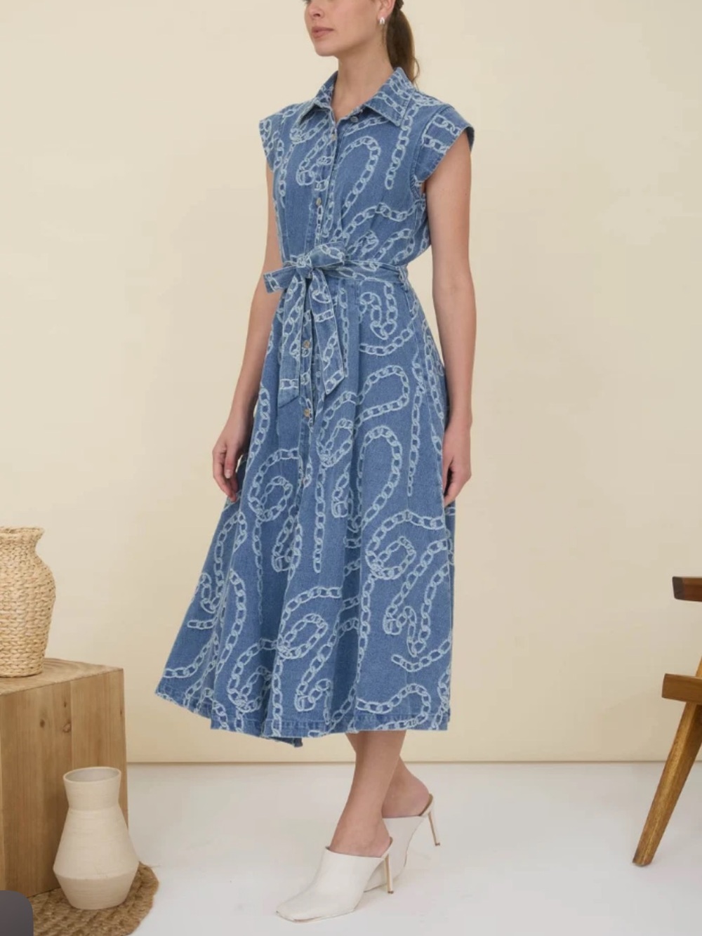 NWT Zoe & Claire Sleeveless Blue Chain-Print Shirt Dress with Tie Waist